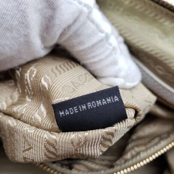 Prada Jacquard Logo Shoulder Bag 480-052223 - Picture 13 of 16